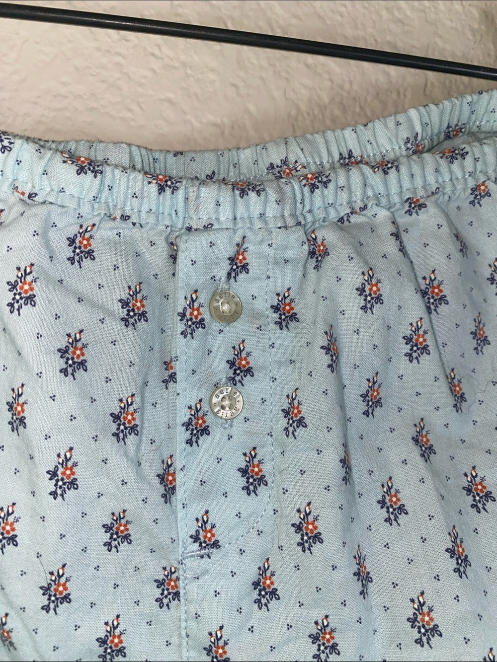 💋Y2K Aerie floral shorts with lace trim on bottoms with elastic waistband! - Picture 3 of 13